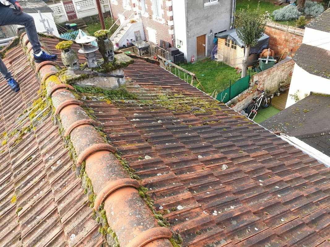 Démoussage — Bequerie Toiture